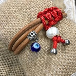 Good luck single leather bracelet